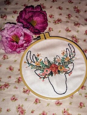 🌸🦌Hand Embroidered beautiful "Deerly Unbeloved"